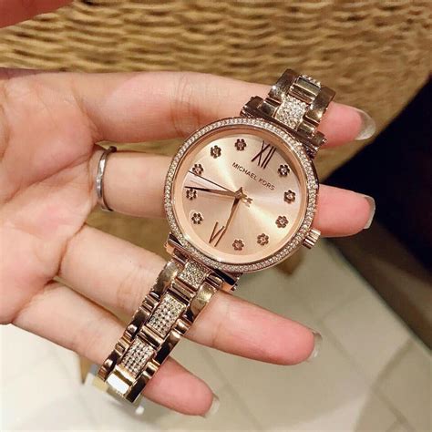 harga jam tangan michael kors wanita|harga jam tangan wanita.